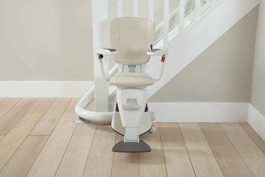 Reconditioned - Thyssen Flow 2A Curved Stairlift